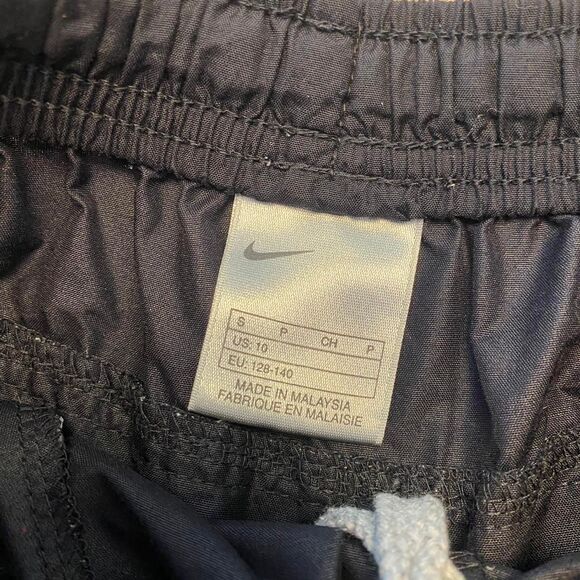 2000s Nike athletic shorts - Picture 3 of 7